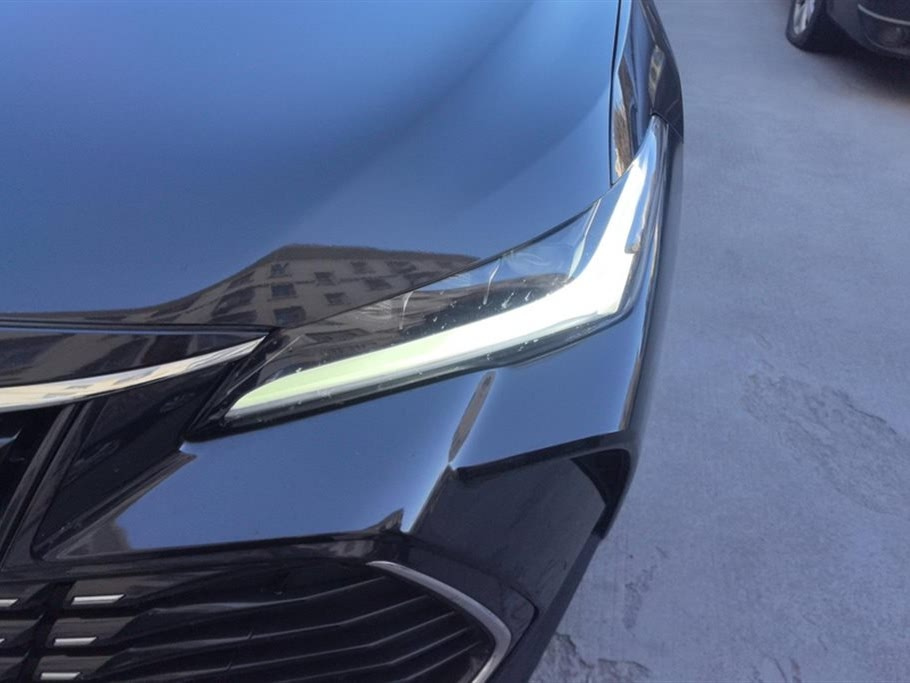 TOYOTA AVALON 2022