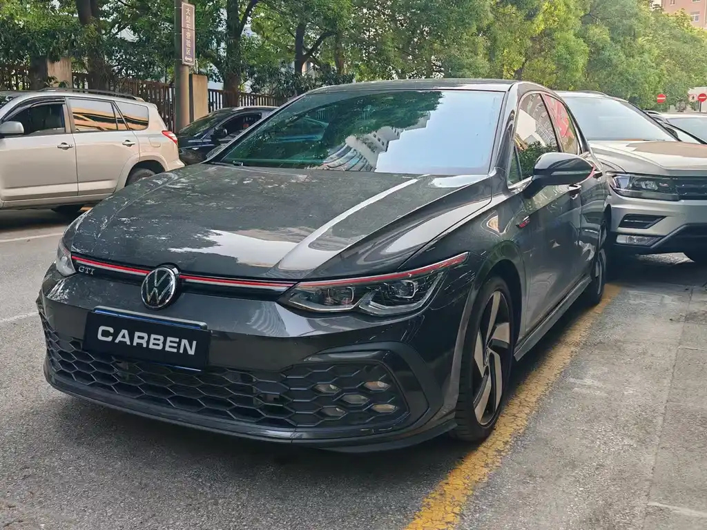 VOLKSWAGEN GOLF GTI 2023