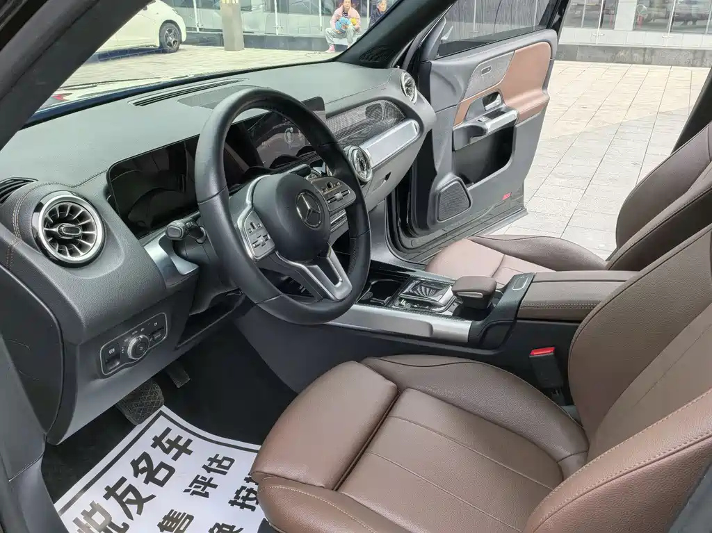 MERCEDES BENZ GLB 2022