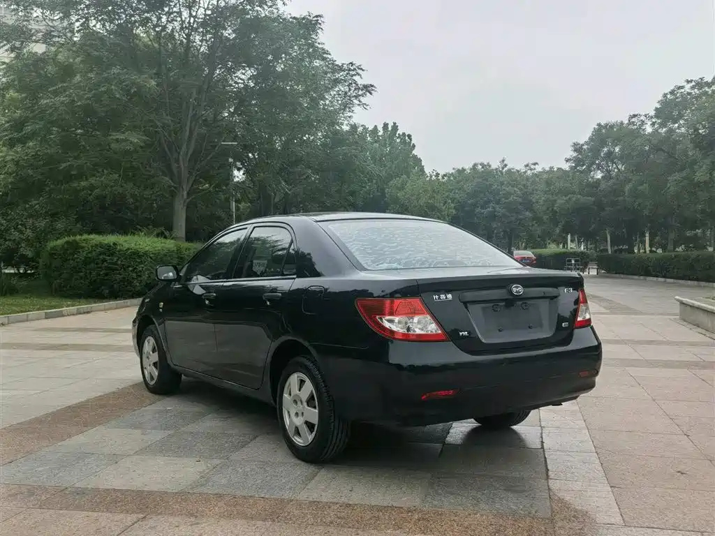 BYD F3 2013