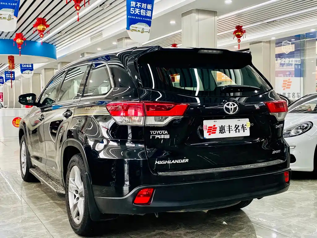 TOYOTA HIGHLANDER 2019