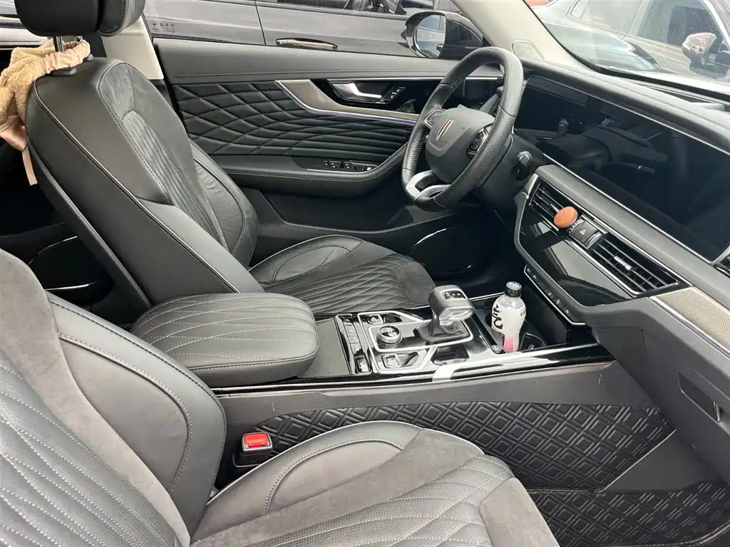 HONGQI HS5 2019