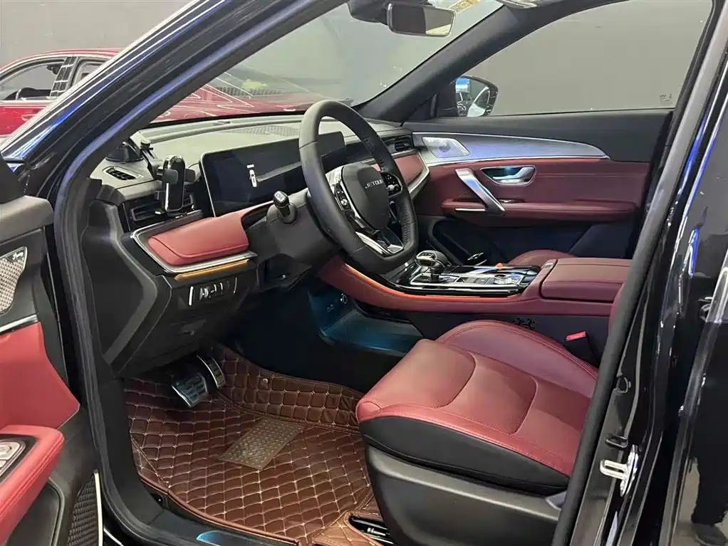 JETOUR X70 PLUS 2023