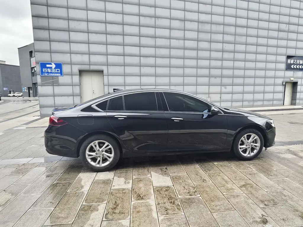 BUICK REGAL 2021