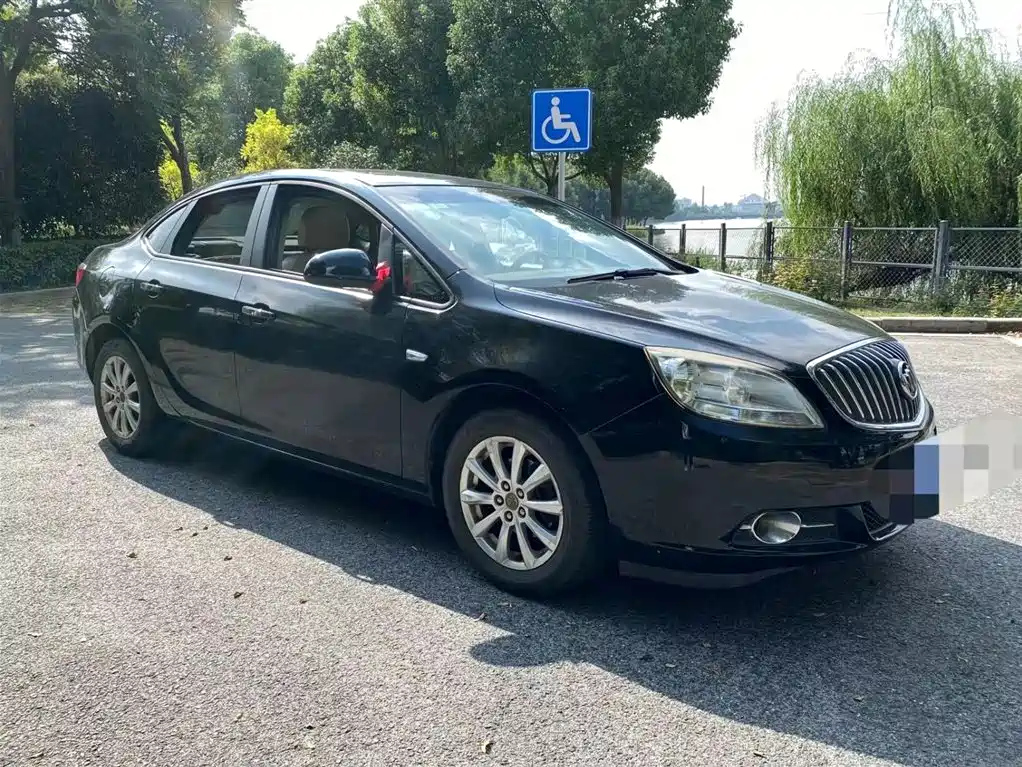 BUICK EXCELLE 2011