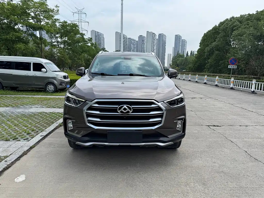 MAXUS D90
