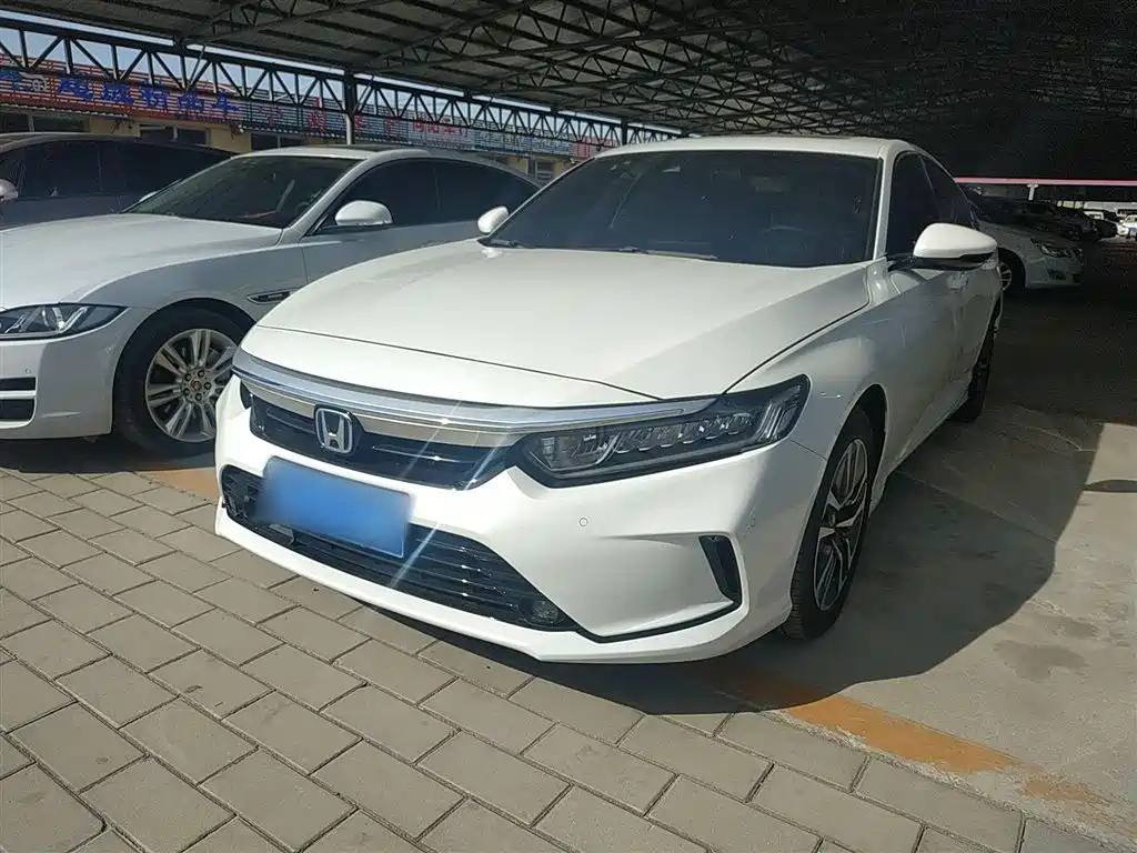 HONDA INSPIRE 2022
