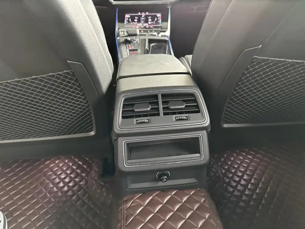 AUDI A6L 2020