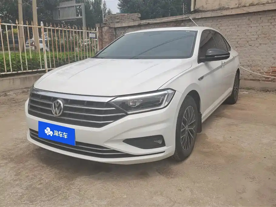 VOLKSWAGEN SAGITAR 2020