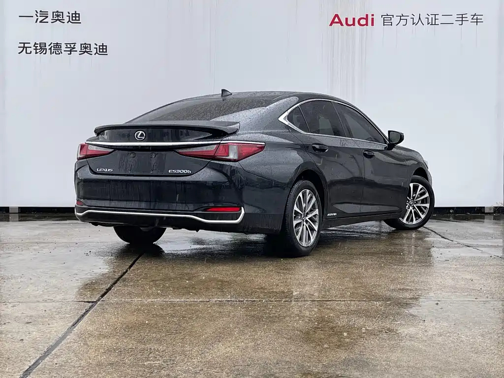 LEXUS ES 2022