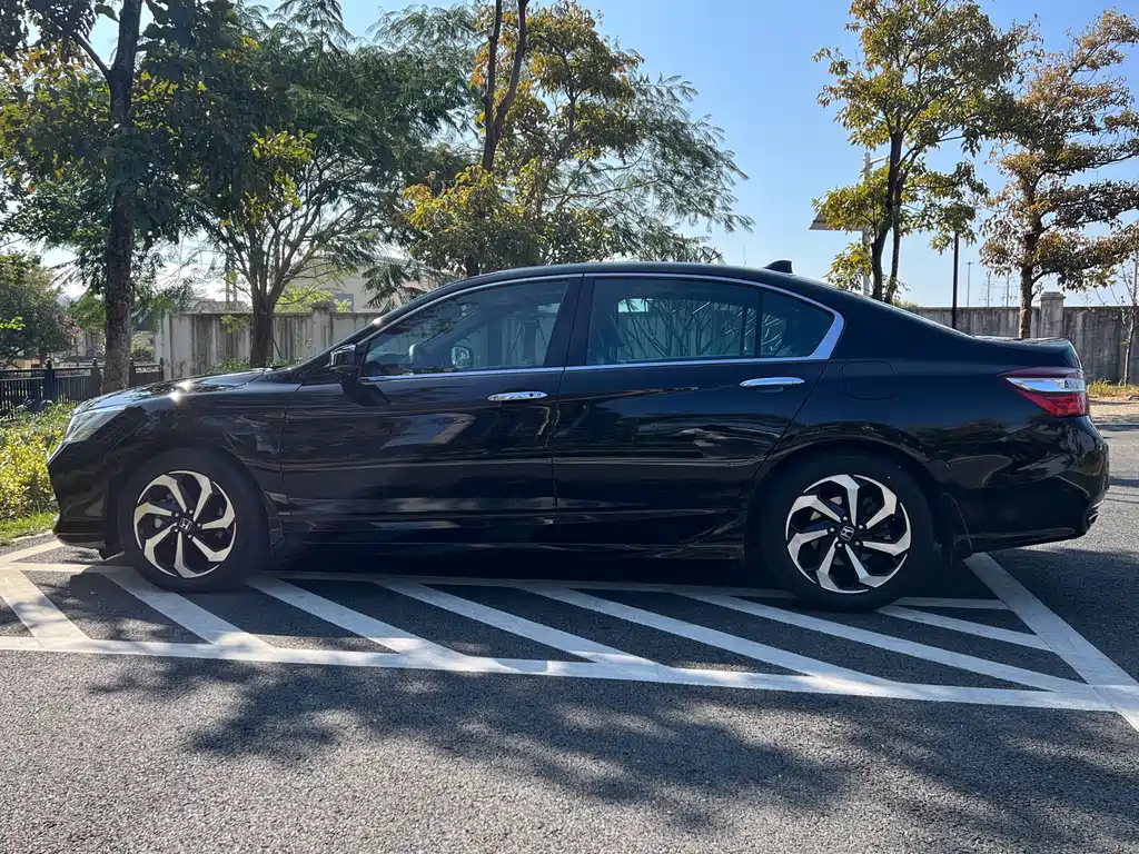 HONDA ACCORD 2017