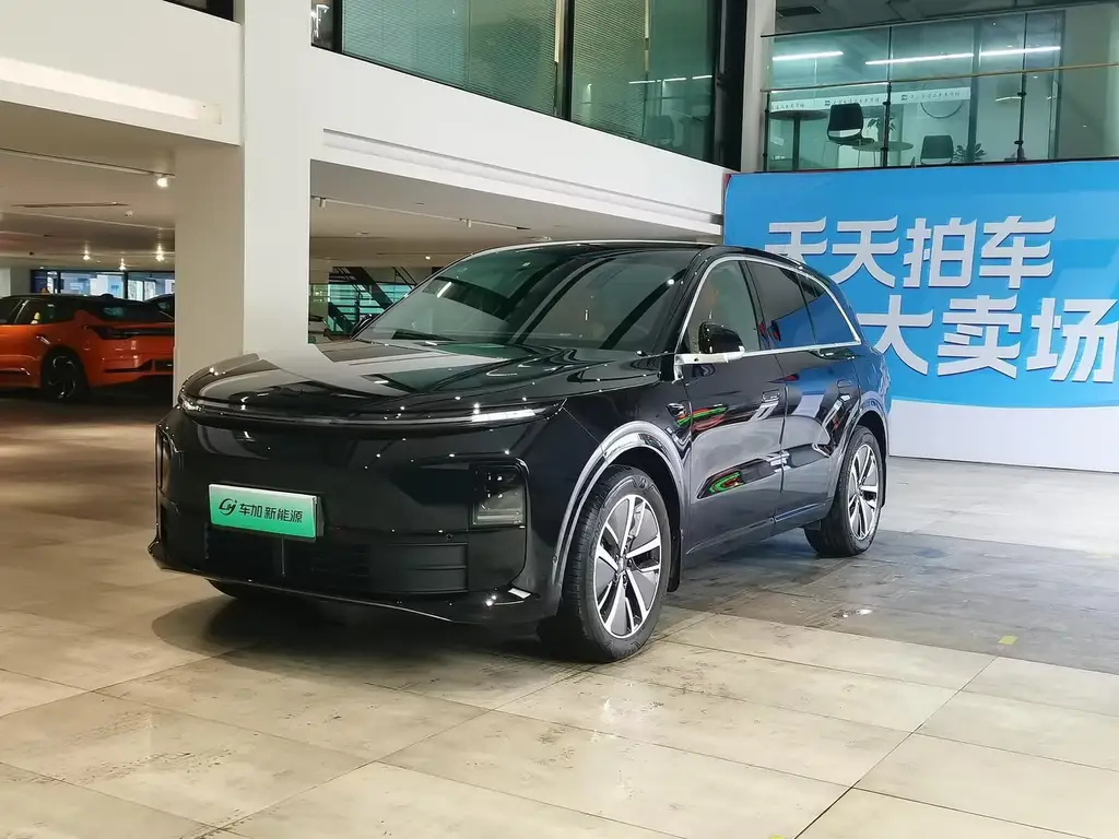 LI AUTO L6 2024