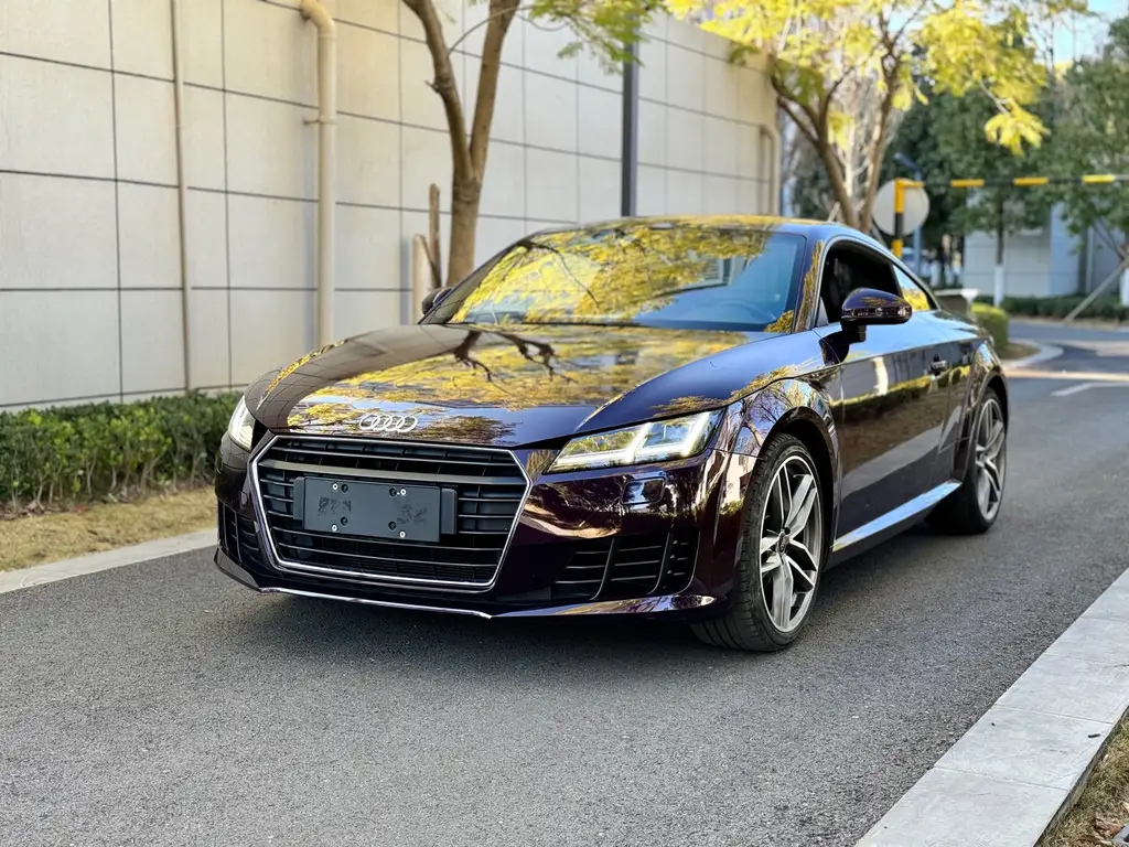 AUDI TT 2015