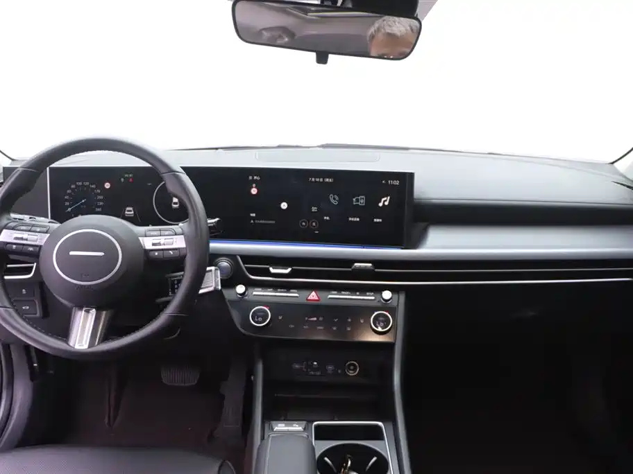 HYUNDAI SONATA 2024