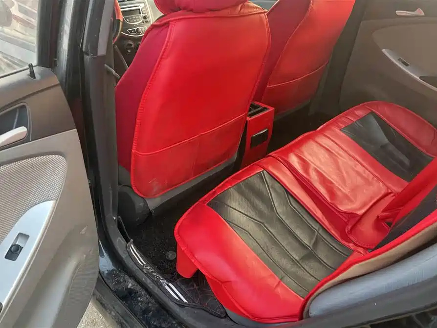 HYUNDAI RENA 2010