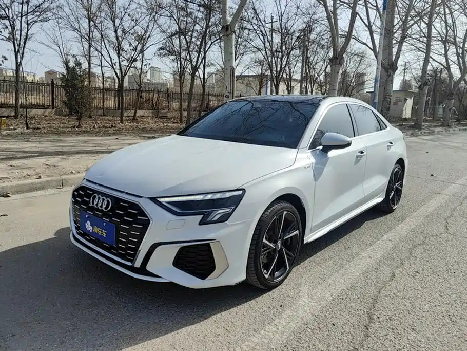 AUDI A3 2021