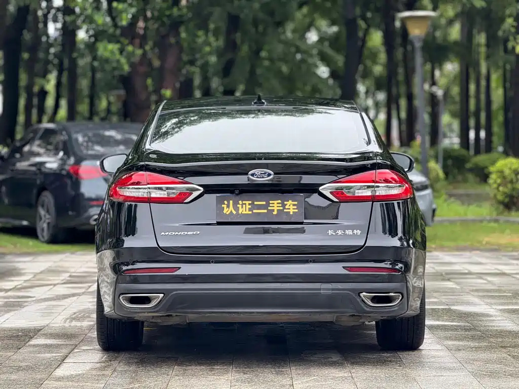 FORD MONDEO 2018