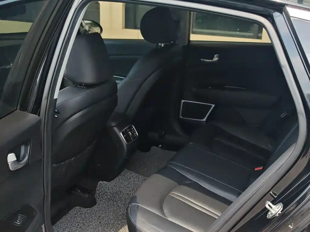 KIA K5 2019