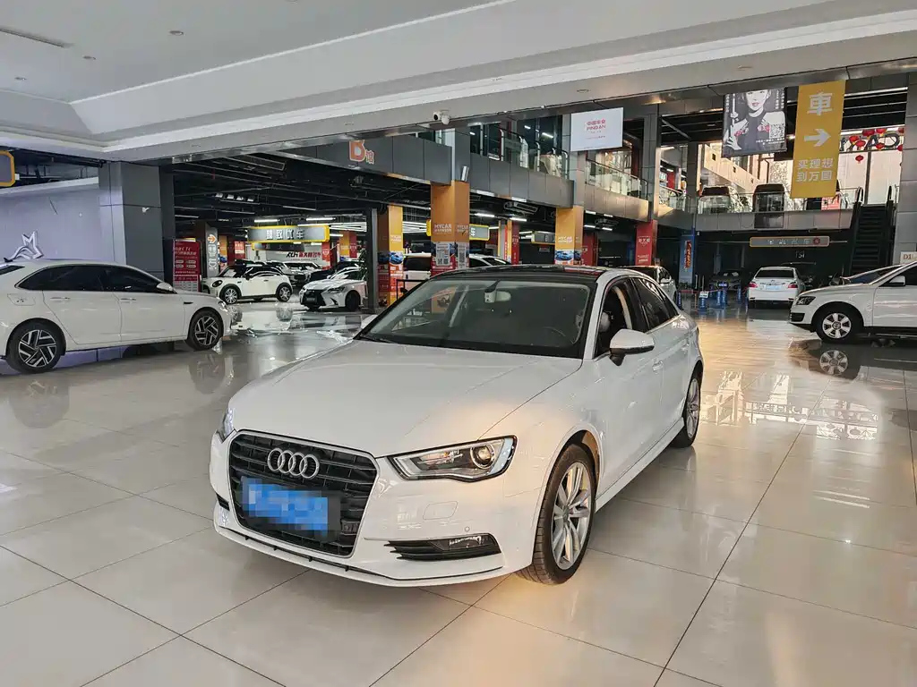 AUDI A3 2015