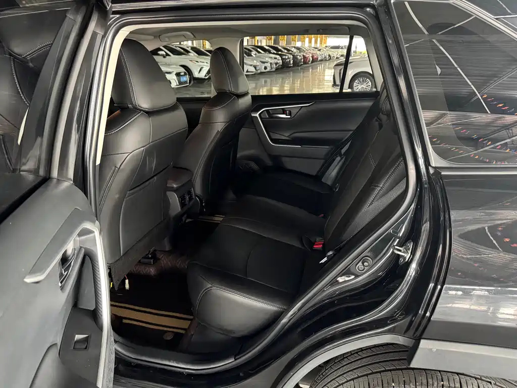 TOYOTA RAV4 RONGFANG 2021