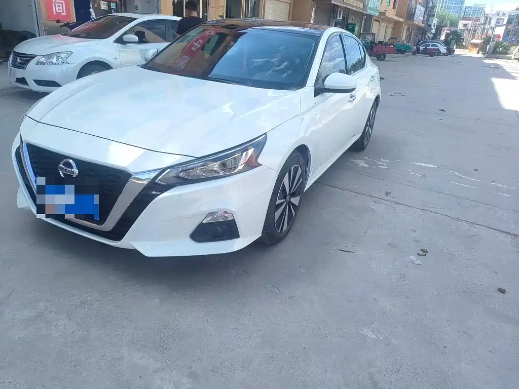 NISSAN TEANA 2021