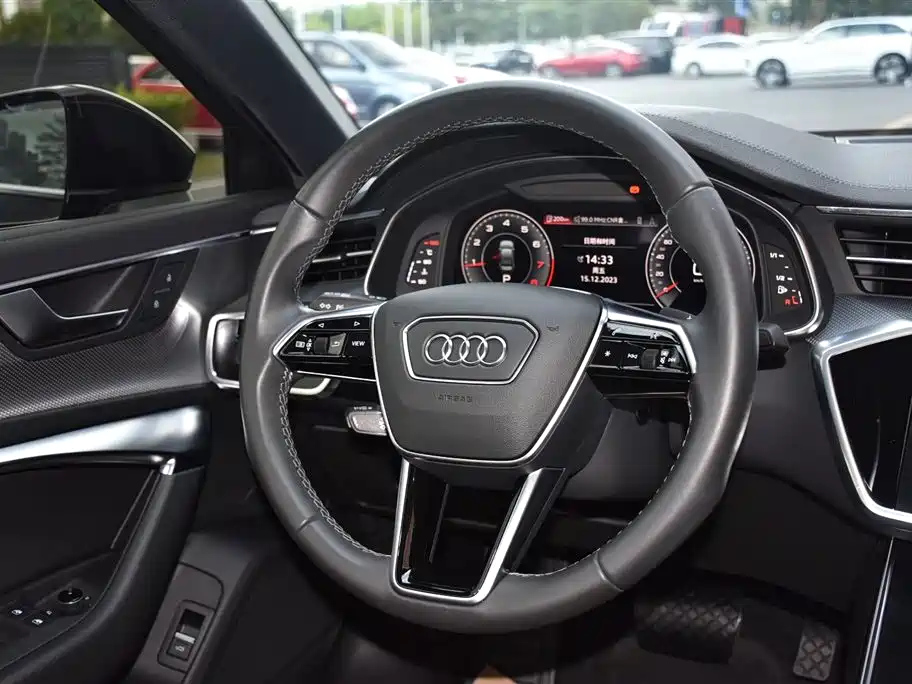 AUDI A6L 2022