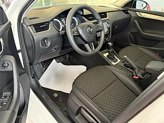 SKODA OCTAVIA 2019 YEAR TSI280 DSG DELUXE EDITION 2019
