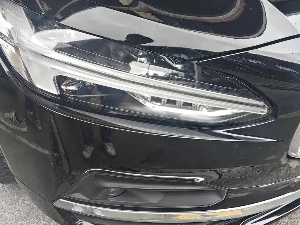VOLVO S90 2021