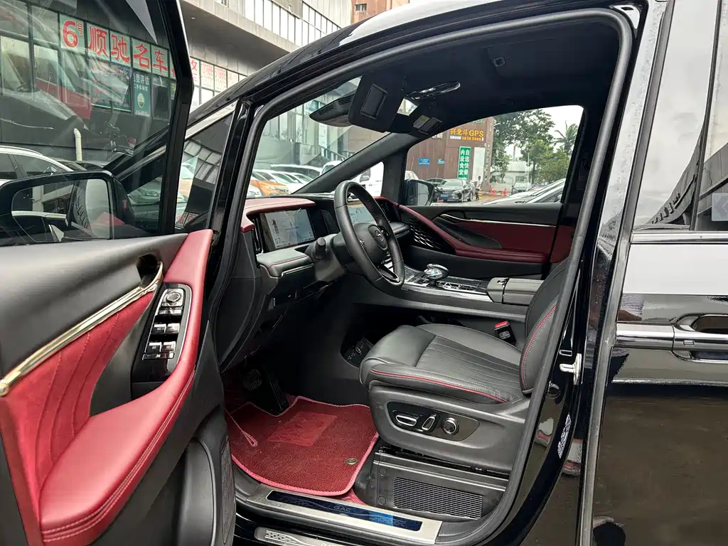 TRUMPCHI M8 2023