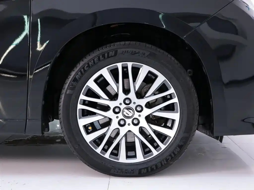 TOYOTA ALPHARD 2017