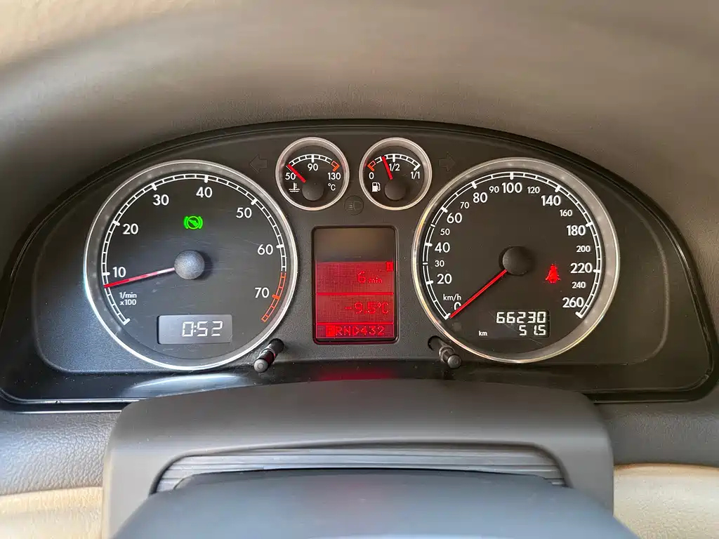 VOLKSWAGEN OTHER 2010