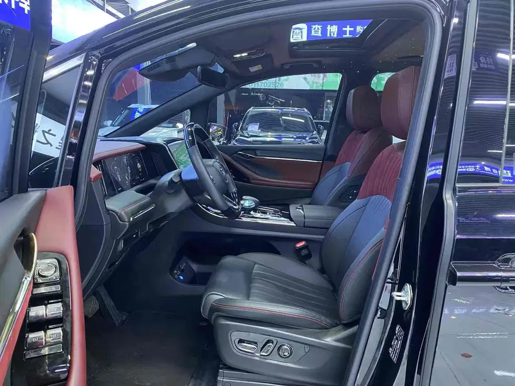 TRUMPCHI M8 2023