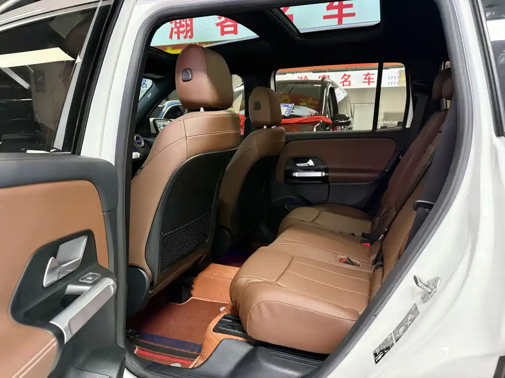 MERCEDES BENZ GLB 2021