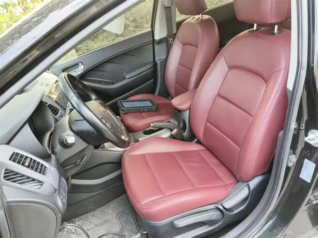 KIA K3 2015