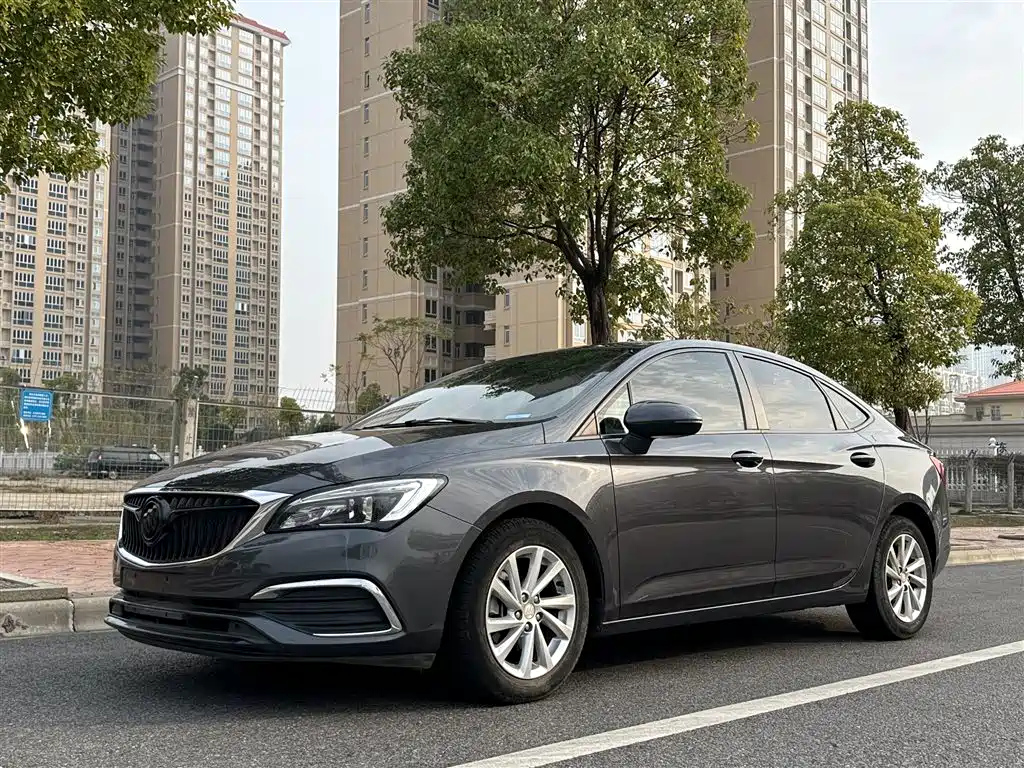 BUICK VERANO 2018
