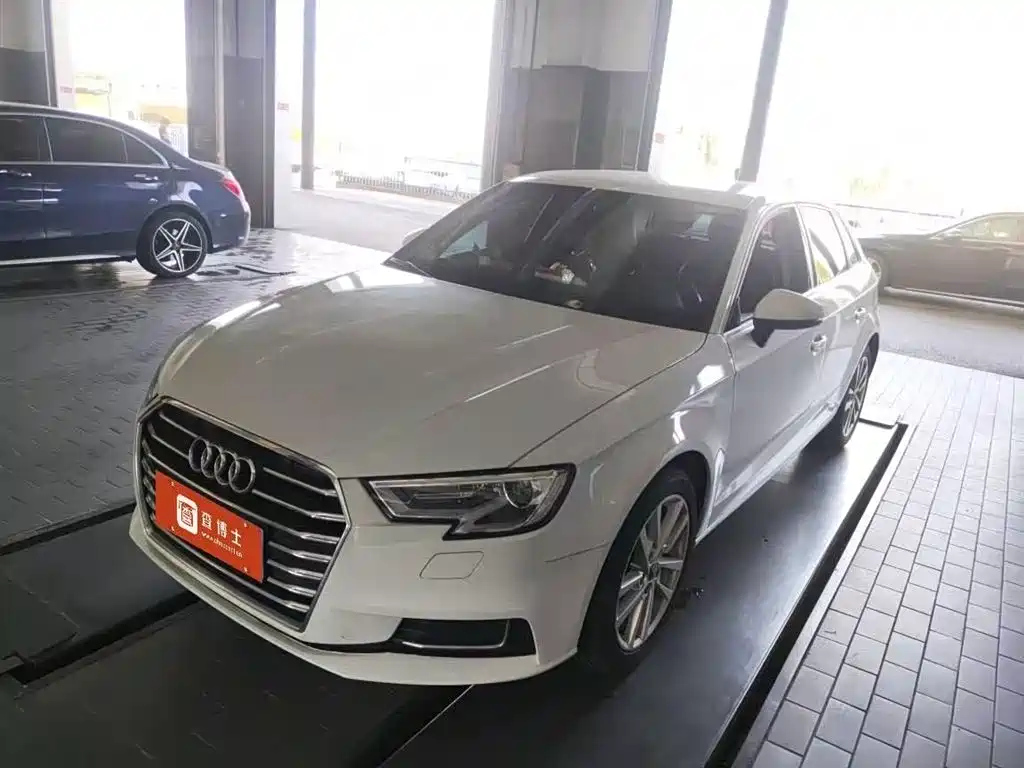AUDI A3 2019
