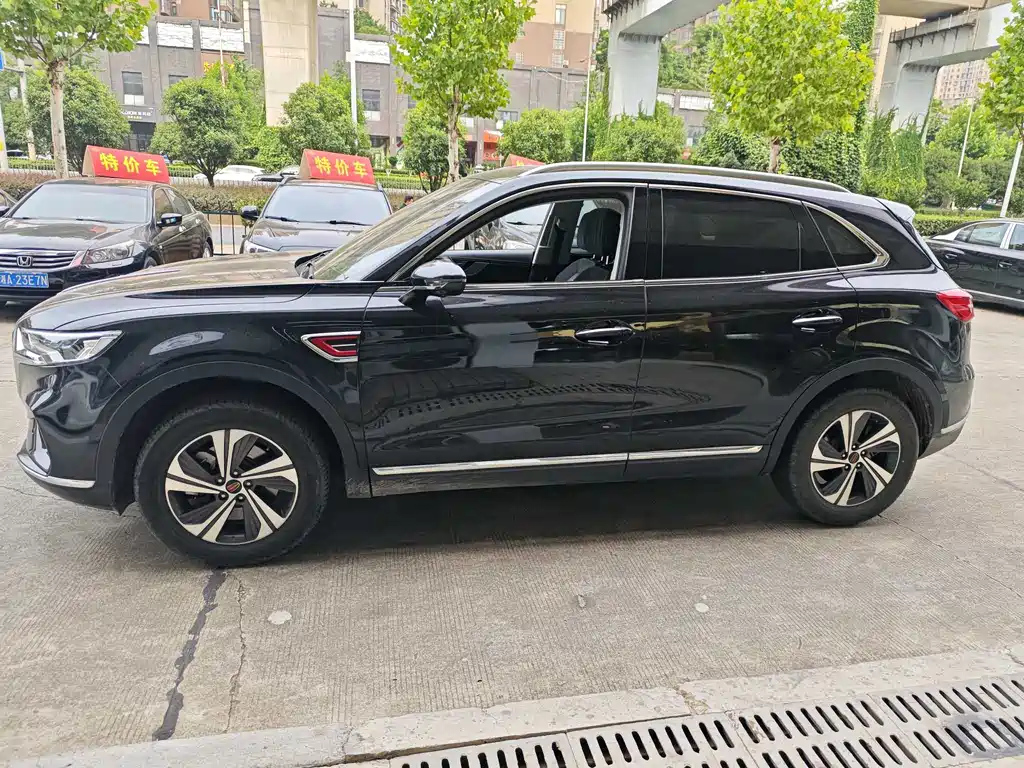HONGQI HS5 2019