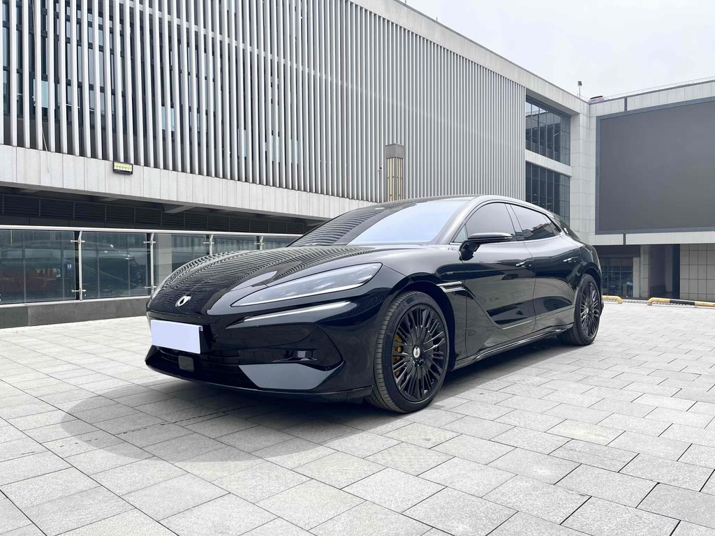 DENZA Z9GT