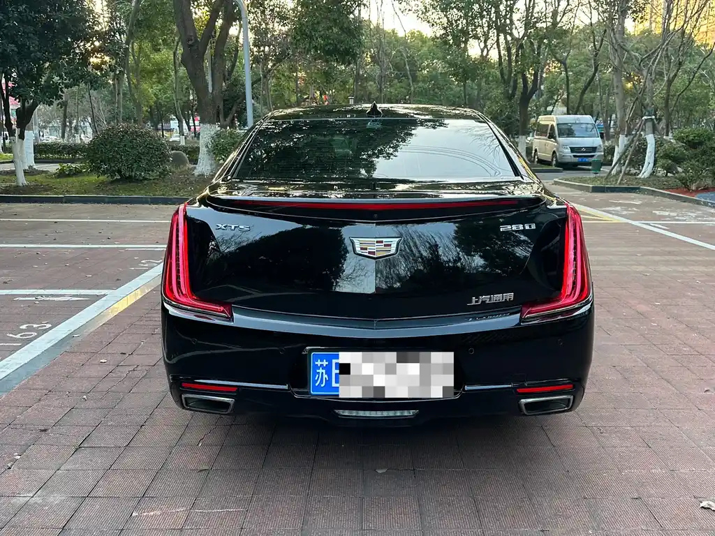 CADILLAC XTS 2018