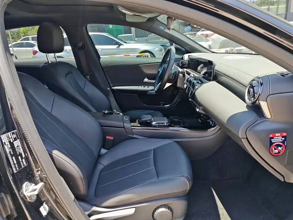 MERCEDES BENZ A-CLASS 2024