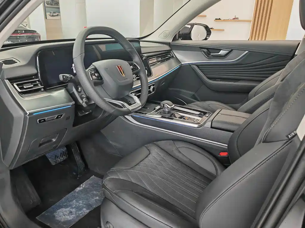 HONGQI HS5 2023