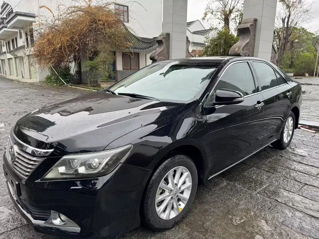 TOYOTA CAMRY 2012