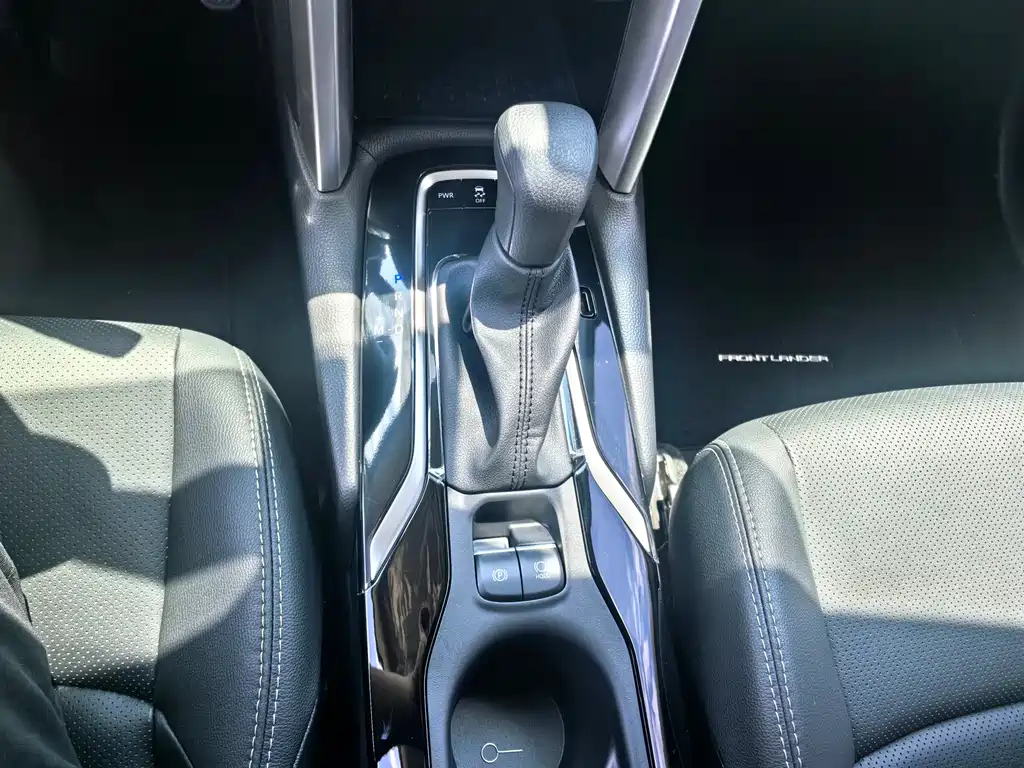 TOYOTA FRONTLANDER 2024