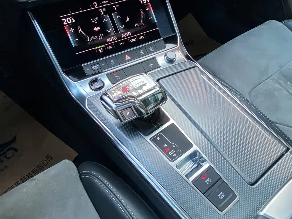 AUDI A6L 2021