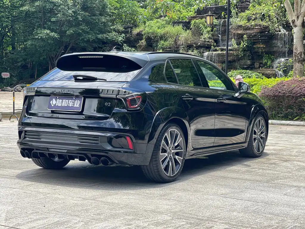 LYNK&CO 02 HATCHBACK 2021