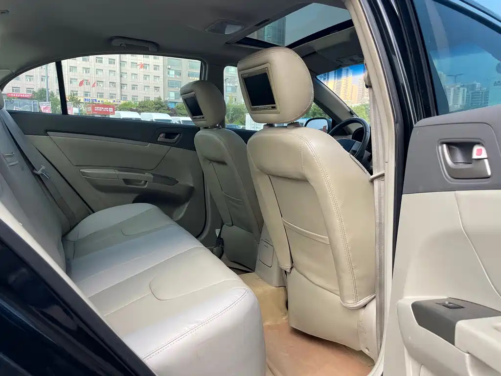 GEELY AUTO CLASSIC EMGRAND 2011