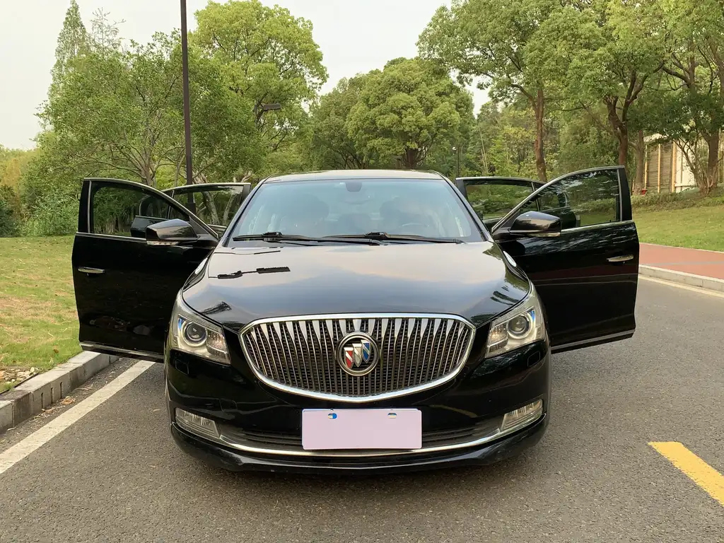 BUICK LACROSSE 2013