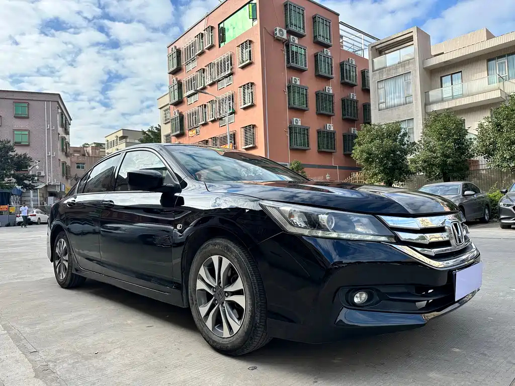 HONDA ACCORD 2015