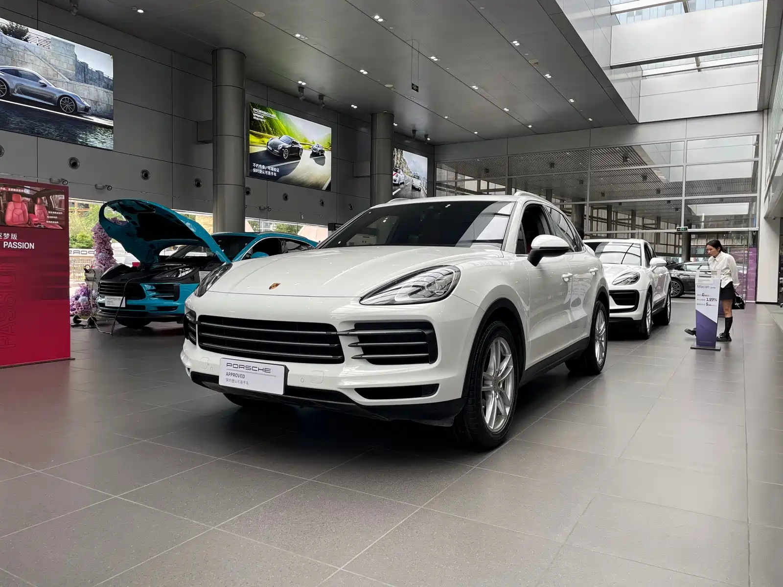PORSCHE CAYENNE