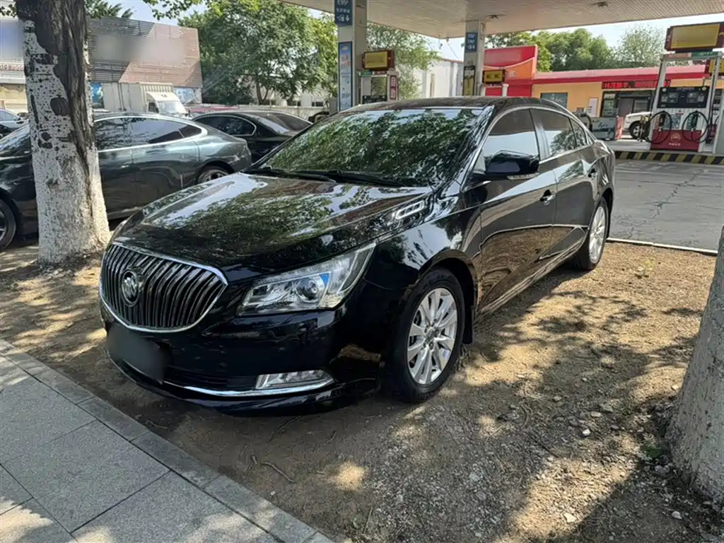 BUICK LACROSSE